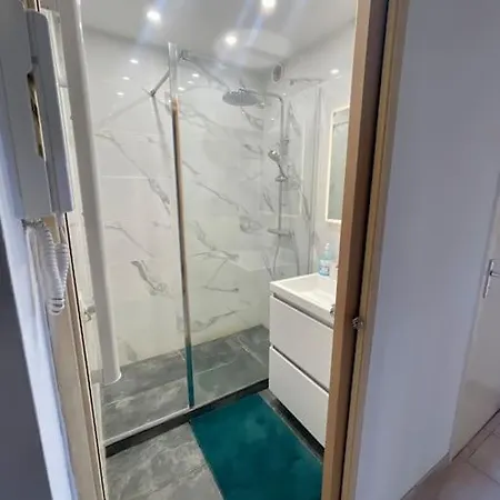 Superbe 2p Proche Plages - Piscine * 胡安莱潘