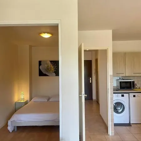 Superbe 2p Proche Plages - Piscine 胡安莱潘