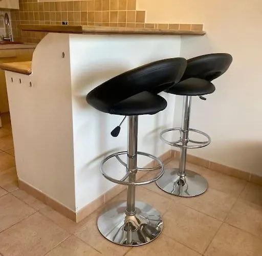 Superbe 2p Proche Plages - Piscine Apartment *